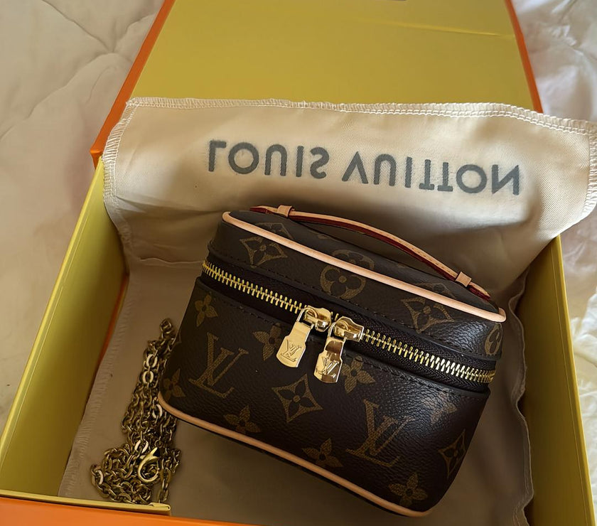 LV TOILET BAG - BROWN